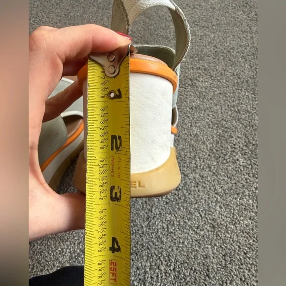 Sorel Women's Joanie III Slingback Wedge Sandals in Safari/Gum Size 7 —used - Picture 15 of 15